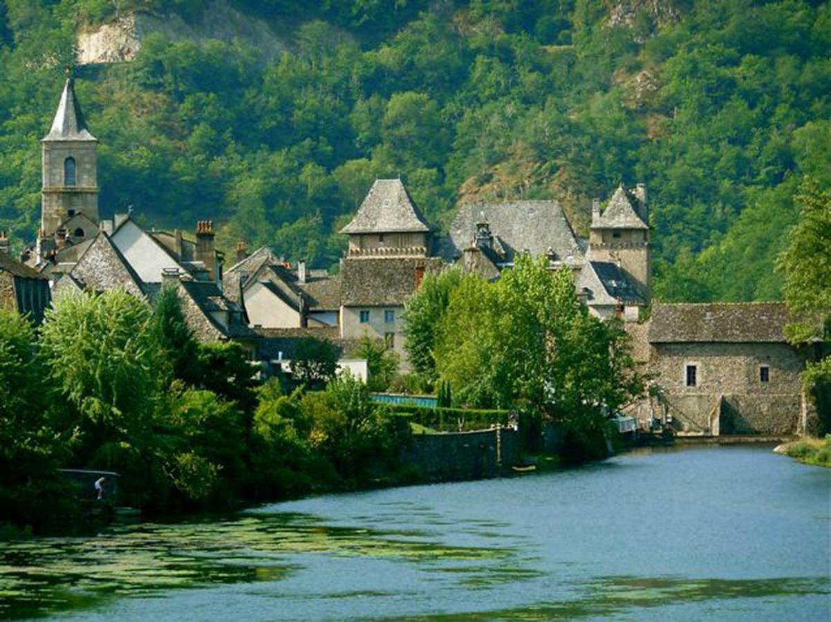 L'Ancienne Ecole Villa Entraygues sur Truyere Bagian luar foto